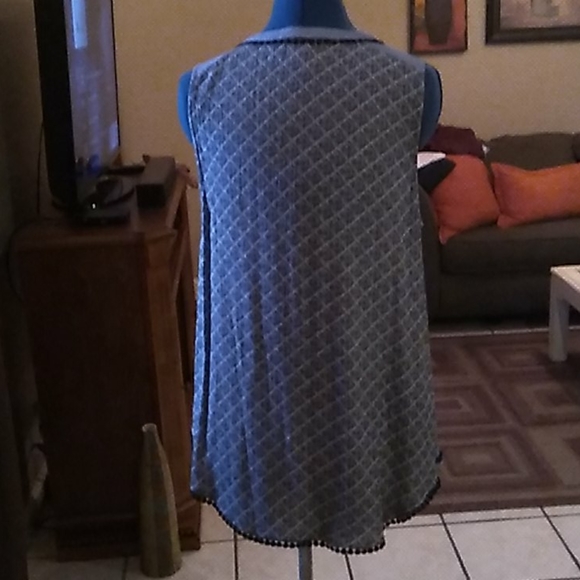 Short - Picture 2 of 2